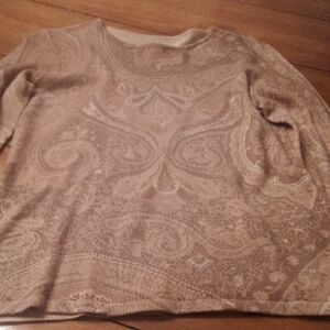 Chic Beige Paisley Women's Sweater
